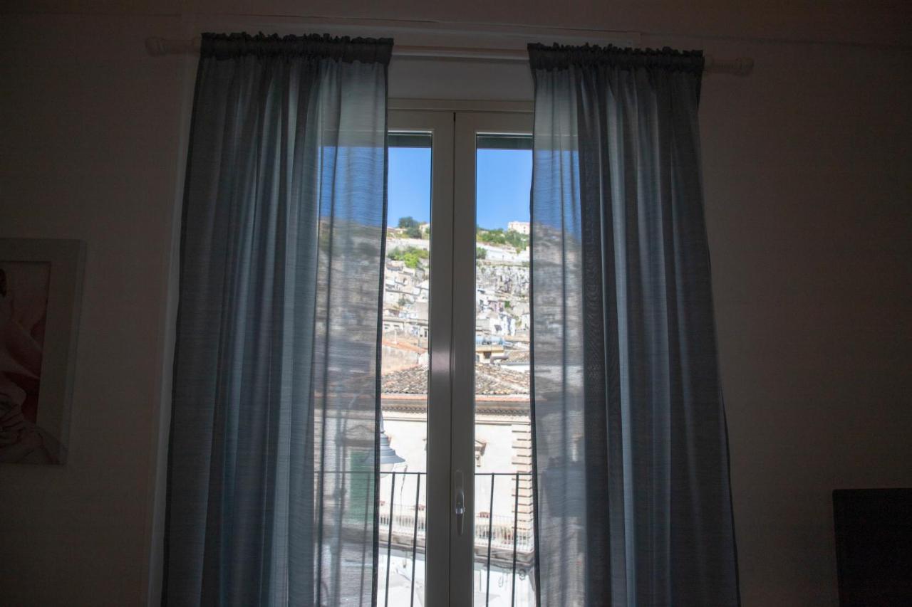 Casa Vacanza Da Dina Модіка Екстер'єр фото