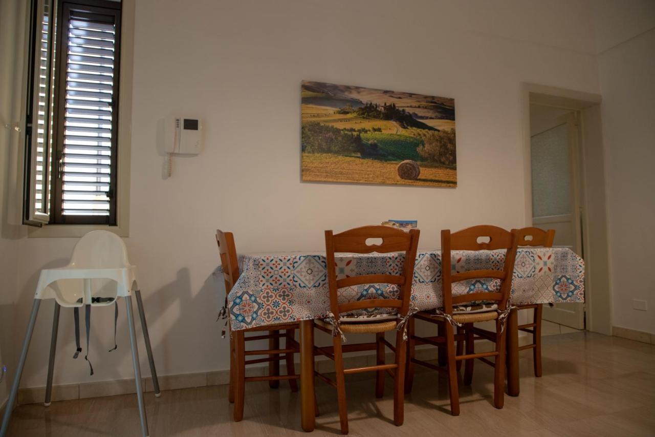 Casa Vacanza Da Dina Модіка Екстер'єр фото